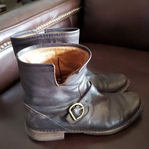 Fiorentini + Baker Eternity Eli 40